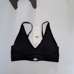 Black Sport Bra Alo🖤😮‍💨🙌